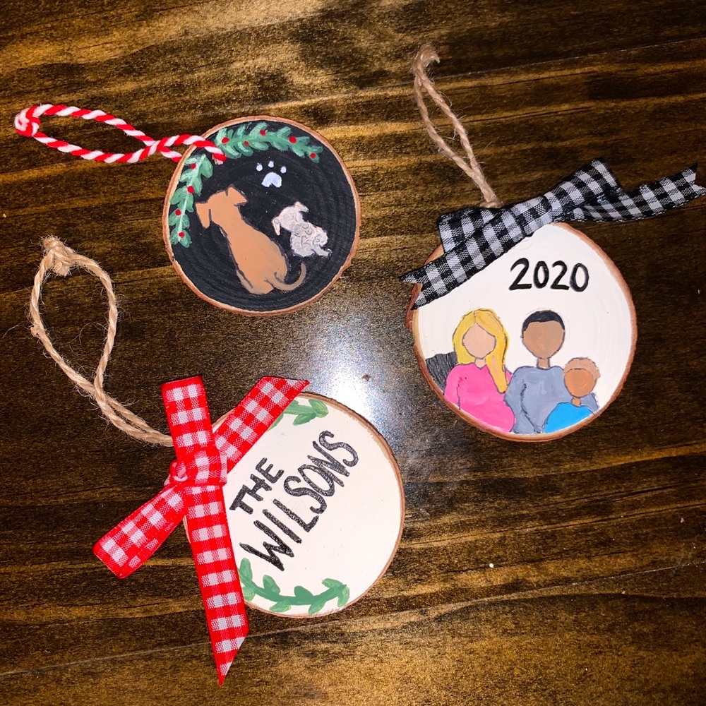 Custom Christmas Ornaments! Send your request.🎁